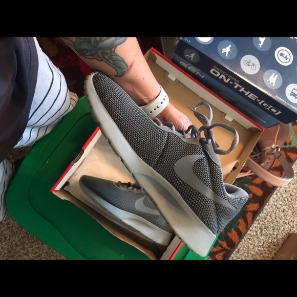 Nike Tanjun SE - Picture 8 of 8